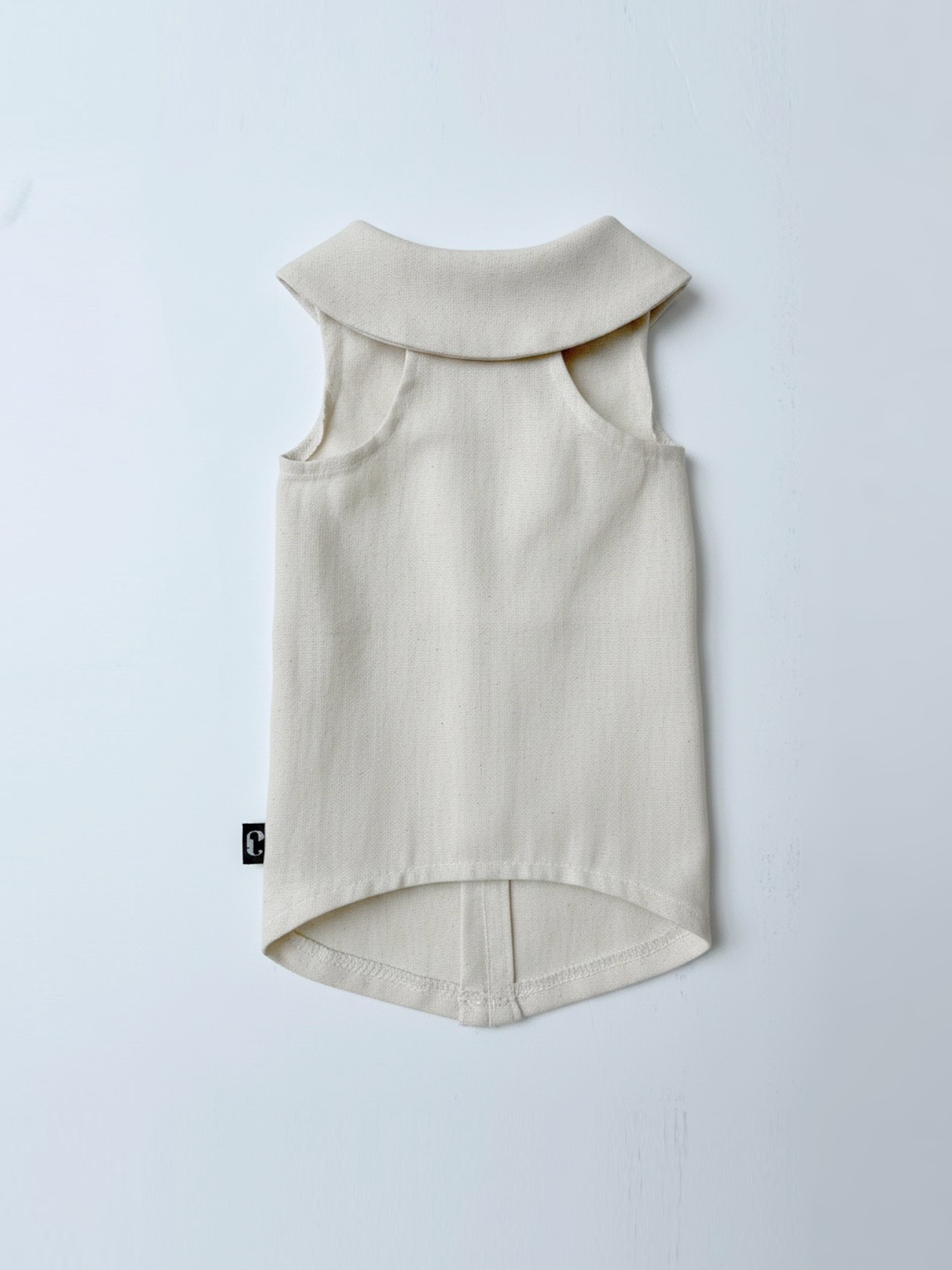 Embroidered Bee Collar Top