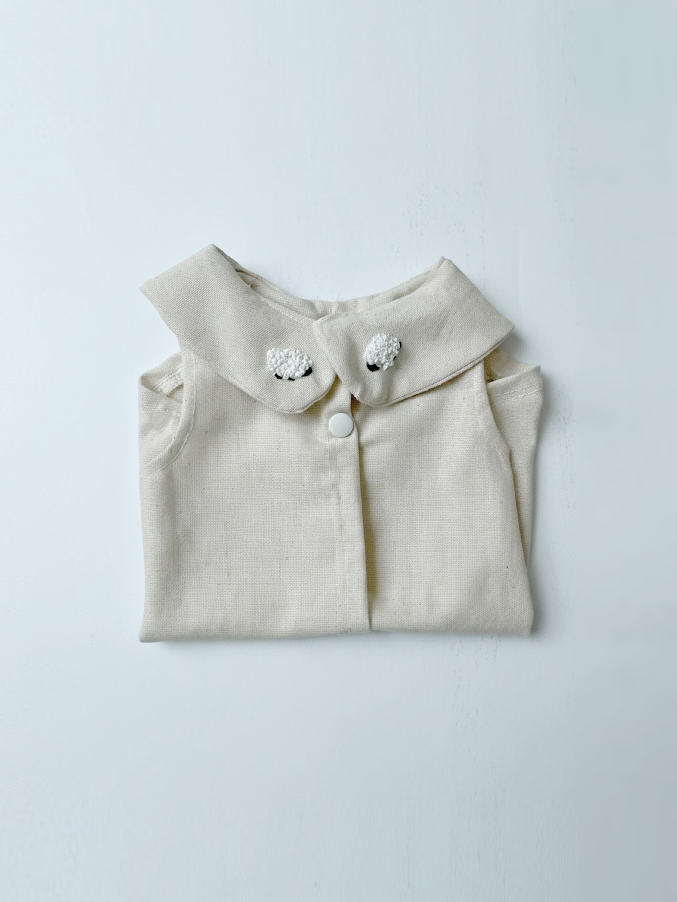 Embroidered Lamb Collar Top